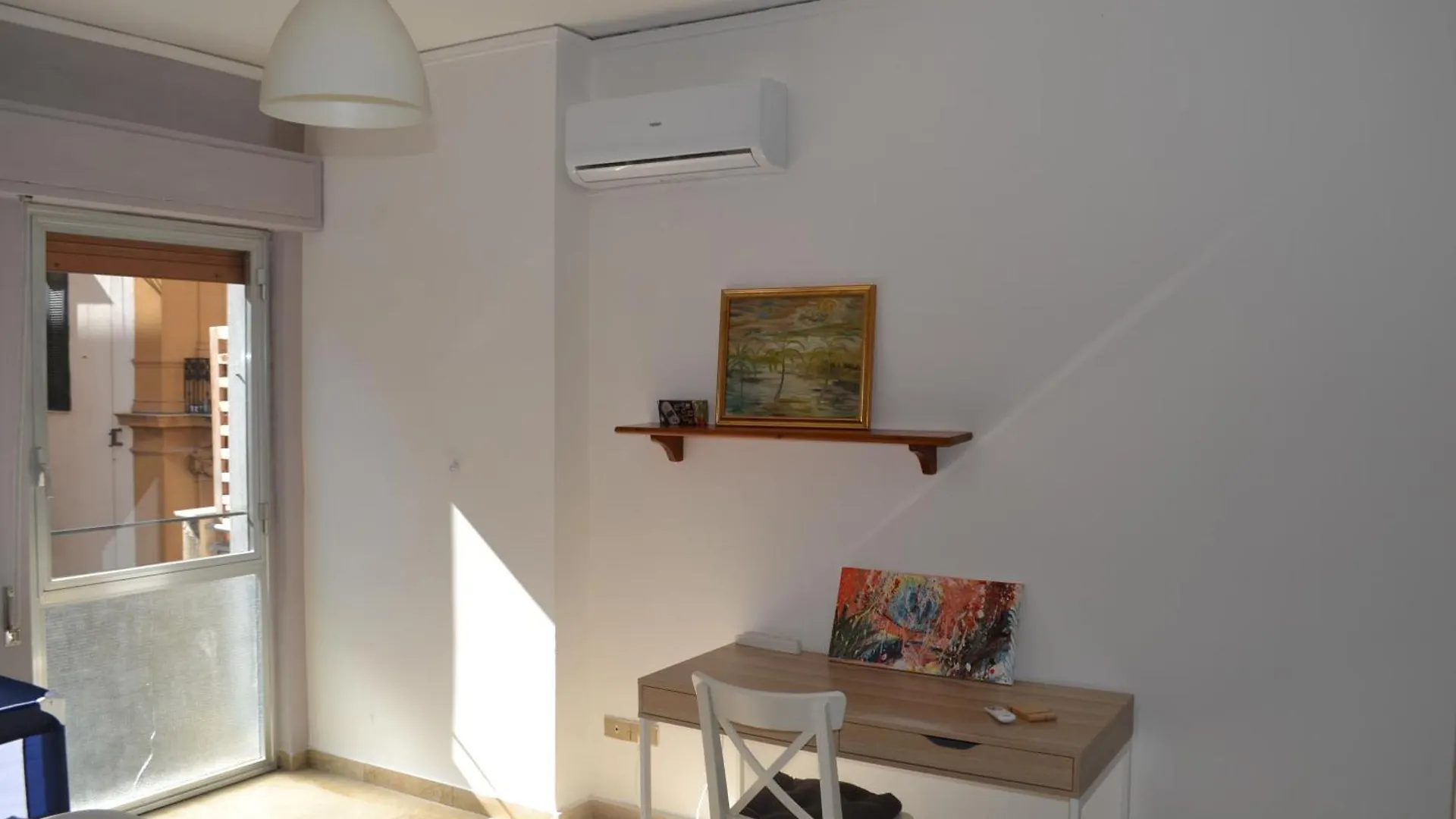 4 Country Side - City Center Palermo Apartment