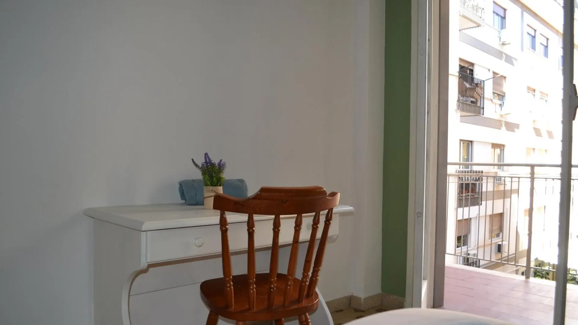 4 Country Side - City Center Palermo Apartment